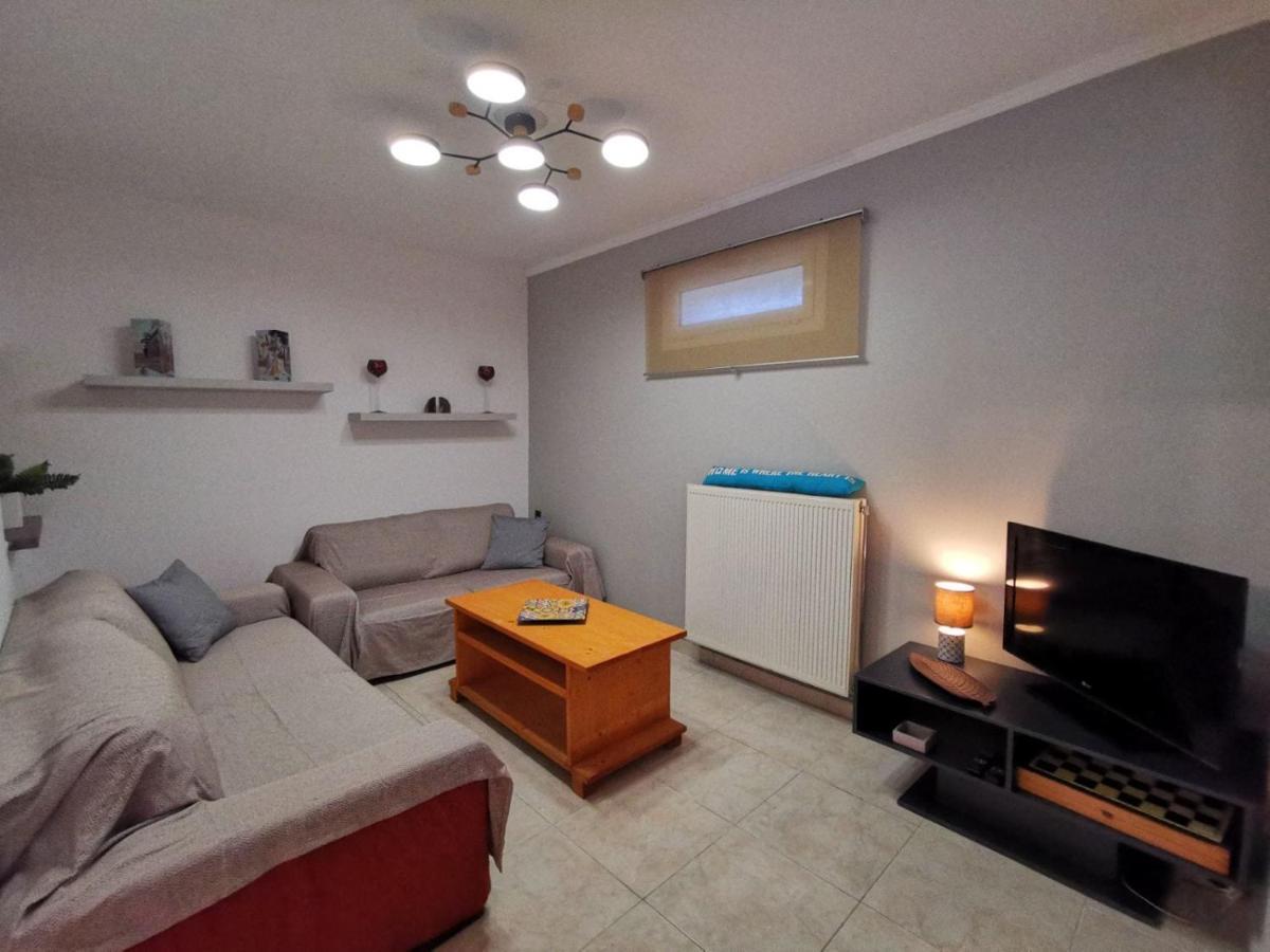 Antonela Sunshine Apartment By Corfu Escapes Perama  Exterior photo